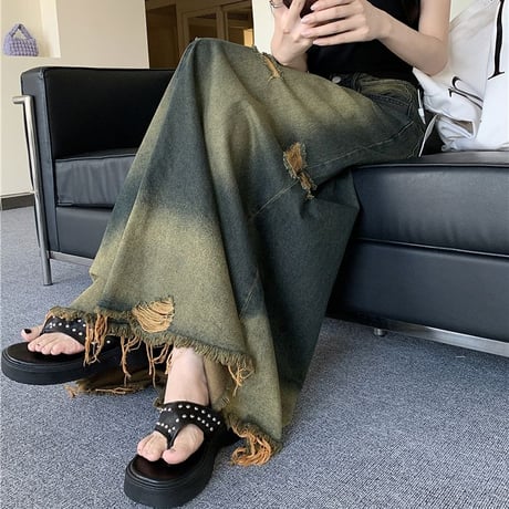 デニムスカート ヴィンテージ風 ダメージ加工 フリンジ 切りっぱな裾 Aライン ハイウエスト デニム ロングスカート レトロ 大人可愛い ガーリー カジュアル DTCA-738580370386