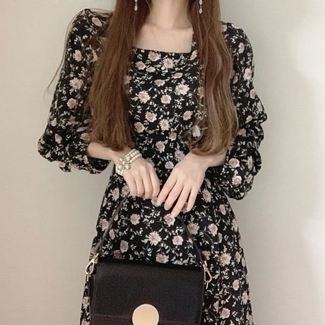 花柄ワンピース 長袖 スクエアネック 薄い ロングワンピース ハイウエスト 韓国ファッション レディース 花柄 ワンピース 大人可愛い ガーリー フェミニン DTC-637711568791