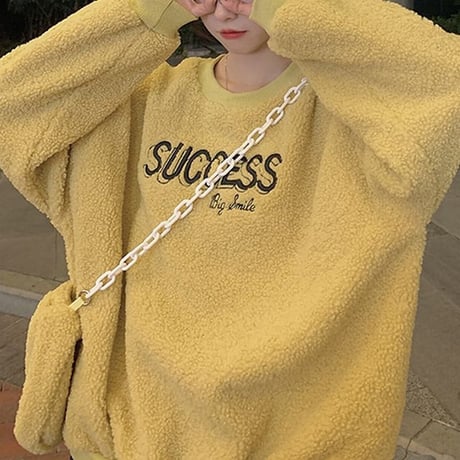 ミニポーチ付き ボアトレーナー ロゴ もこもこ トレーナー ボア 暖かい 長袖 ゆったり レトロ 韓国ファッション レディース 大人可愛い ガーリー カジュアル DTC-657350232511