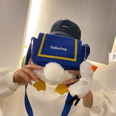 ショルダーバッグ あひる ぬいぐるみ キーホルダー ミニバッグ 斜め掛け ユニーク かわいい バッグ 鞄 レトロ カジュアル 韓国ファッション レディース DTC-706429388923