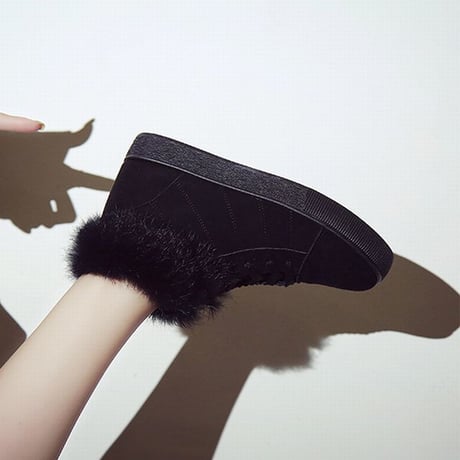 レディース ベルベット ファースニーカー ファー ファーシューズ 暖かい 防寒 秋冬 もこもこ 歩きやすい 痛くない 可愛い 韓国 韓国ファッション (DTC-561186882791)