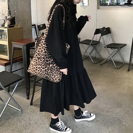 ワンピース 裾フレア ボリューム袖 韓国ファッション レディース ロング丈 ゆったり パフ袖 長袖 レトロ DTC-600921917884