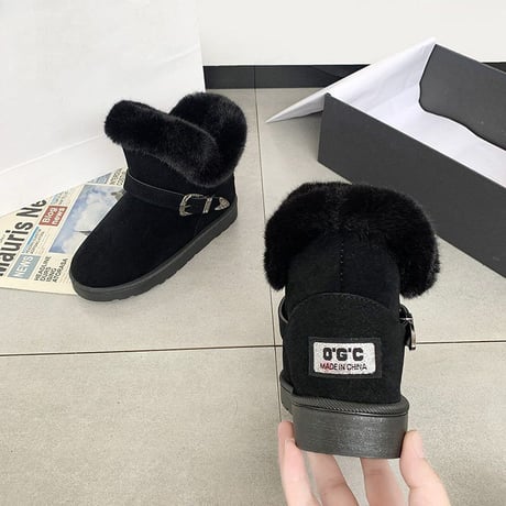 ムートンブーツ ベルト バックル 23.0～25.0cm 韓国ファッション レディース ファーブーツ 防寒 もこもこ 631123140141