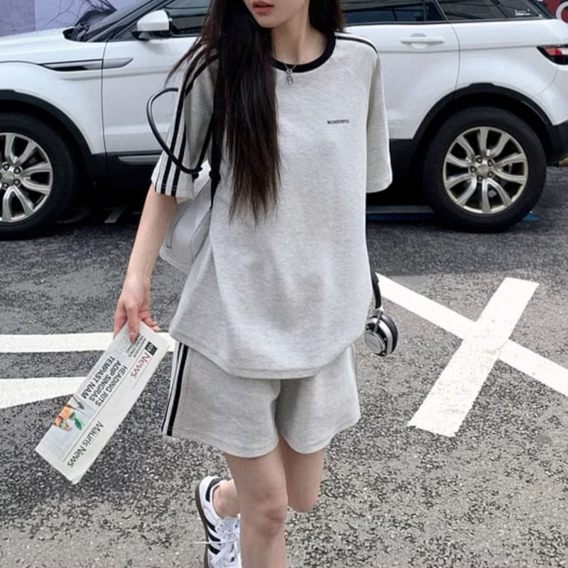 セットアップ 2点セット サイドライン tシャツ ショートパンツ ロゴ
