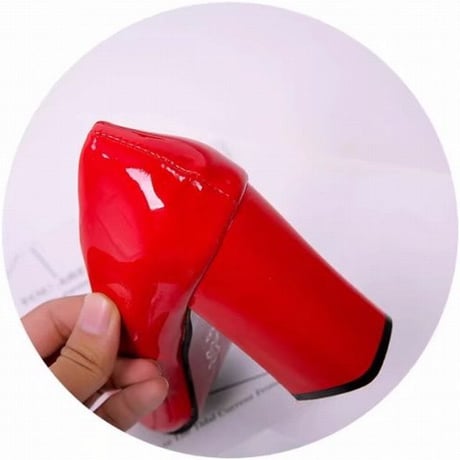 パテントレザー パンプス チャンキーヒール 9cm 韓国ファッション レディース シンプル ポインテッドトゥ ローヒール シューズ キュート 痛くない かわいい 歩きやすい 563485182951