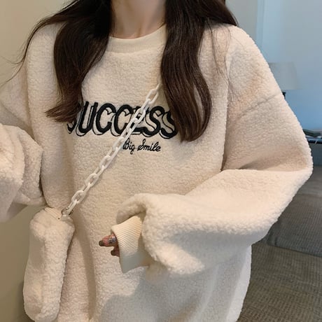 ミニポーチ付き ボアトレーナー ロゴ もこもこ トレーナー ボア 暖かい 長袖 ゆったり レトロ 韓国ファッション レディース 大人可愛い ガーリー カジュアル DTC-657350232511