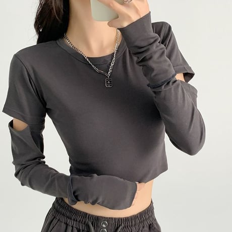 カットアウト Tシャツ クロップド丈 クルーネック ロンT トップス ショート丈 スリムフィット シンプル 長袖 ルーズ レトロ 大人可愛い ガーリー カジュアル DTCA-740310634830