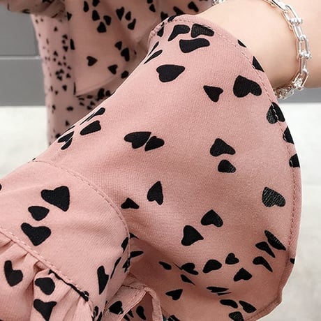 レディース ハート柄ブラウス ハート柄シャツ トップス フリル 薄手 長袖 シフォン フレア袖 ガーリー フェミニン 韓国ファッション (DCT-591142140695)