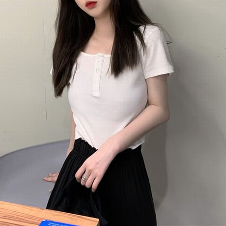 ボタン付き Tシャツ クロップド丈 スクエアネック 半袖 韓国ファッション レディース トップス ヘンリーネック カットソー シンプル 大人可愛い ガーリー DTC-638088651360