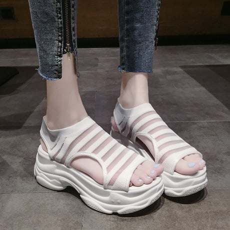 スポーツサンダル メッシュ ダットソール スポサン 7cm 韓国ファッション レディース サンダル 通気性 厚底サンダル 厚底 かわいい 歩きやすい