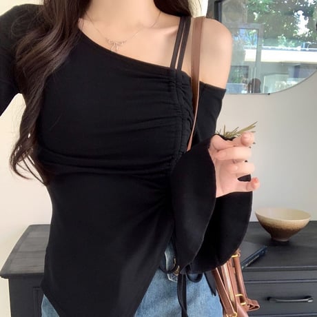 Tシャツ ワンショルダー ギャザー カットソー トップス ショート丈 不規則 スリムフィット アプリコット ブラック シンプル 長袖 レトロ 大人可愛い ガーリー DTCA-757439921172