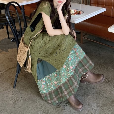 2点セット エスニックスタイル ロングニットベスト サマーニット 花柄 チェック柄 ロングスカート レイヤード レトロ 大人可愛い ガーリー DTC-782922339841