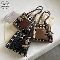 トートバッグ チェック柄 ぬいぐるみ付き ショルダーバッグ 幾何学模様 ミニバッグ スクエアバッグ 肩掛け かわいい レトロ 韓国ファッション レディース DTC-660693632397