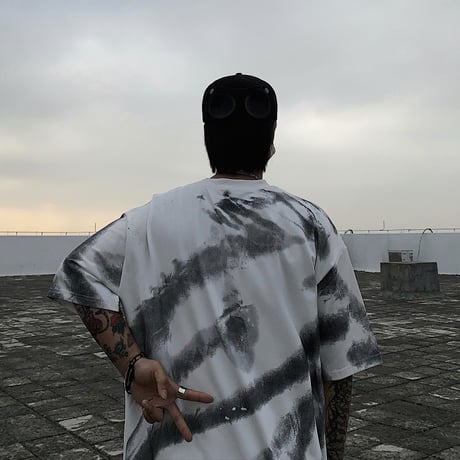 ユニセックス Tシャツ 半袖 メンズ レディース ラウンドネック 落書き風 グラフィティプリント オーバーサイズ 大きいサイズ ルーズ ストリート TBN-617074093201