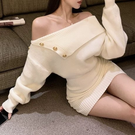 ニットワンピース オフショルダー タイト ゴールドボタン リブワンピース ミニワンピース 長袖 レトロ 大人可愛い ガーリー DTCA-965955543768