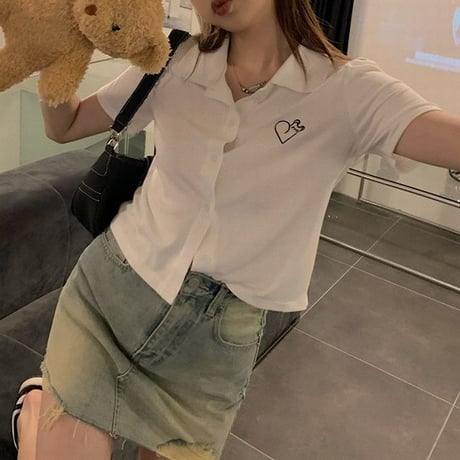 ブラウス シャツ 半袖 ワンポイント刺繍 ショート丈 レトロ 韓国ファッション レディース 大人可愛い レトロ ガーリー カジュアル DTC-680320363928