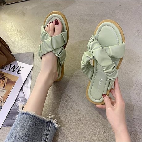 フラットサンダル クロスストラップ スリッパ コンフォートサンダル 韓国ファッション レディース サンダル ぺたんこ キュート 痛くない かわいい 歩きやすい 619149138473