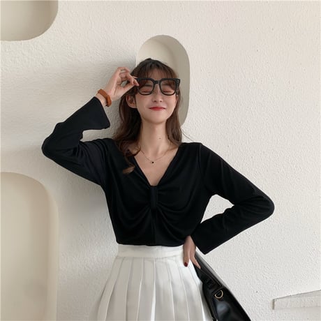 【トップス】 4カラー 長袖 ルーズ 韓国ファッション レディース Tシャツ Vネック 大人可愛い かわいい ガーリー 613845488299