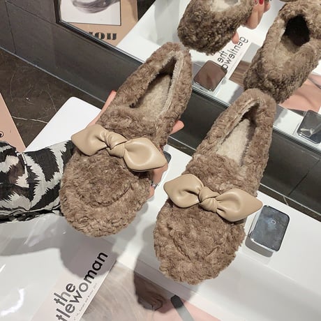 ファーシューズ ボアシューズ 22.5～25.0cm モカシン ファー フェイクファー 防寒 暖かい もこもこ 靴 かわいい 韓国ファッション レディース DTC-657432356022