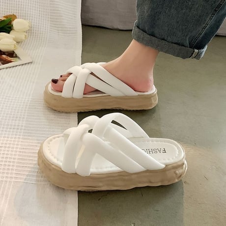 クロスベルト 厚底サンダル 22.5～25.0cm プラットフォーム 厚底 サンダル ビーチサンダル 美脚効果 脚長 トレンド 韓国ファッション レディース DTC-646643961256