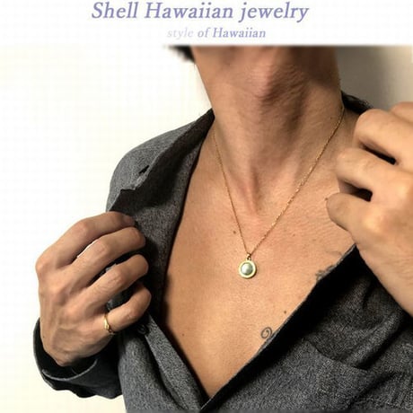 【ハワイアンジュエリー / HawaiianJewelry】ネックレス メダル ブラックシェル イエローゴールド ステンレススチール インスタ ※刻印可能商品 (gps81032)