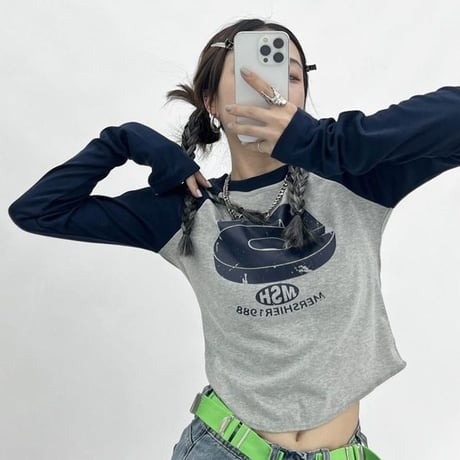 ロンT クロップド丈 ナンバープリント ラグランスリーブ ショート丈 トップス tシャツ スリムフィット 長袖 レトロ 大人可愛い ガーリー カジュアル DTCA-860701868371