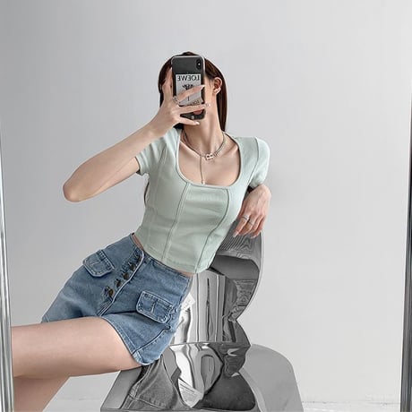 Tシャツ スクエアネック 半袖 クロップド丈 トップス リブ タイト スリムフィット スリムtシャツ シンプル レトロ 大人可愛い ガーリー カジュアル DTCA-704390055680