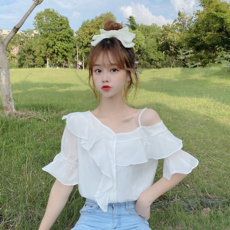 ワンショルダー アシンメトリー ブラウス フリル 韓国ファッション レディース トップス 半袖 ゆったり カットソー 大人可愛い ガーリー DTC-620420177426