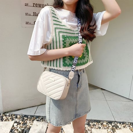 ショルダーバッグ スクエアバッグ キルティング ミニバッグ サブバッグ PUレザー 肩掛け 斜め掛け コンパクト バッグ 鞄 レトロ 韓国ファッション レディース DTCA-679227886885