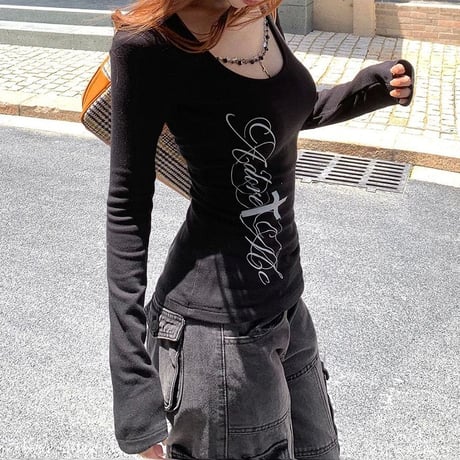 ロンT バッククロス 筆記体ロゴ 英字ロゴ 十字架 ピチT タイト トップス tシャツ スリムフィット タイトフィット タイトシルエット 長袖 レトロ DTCA-984471008277