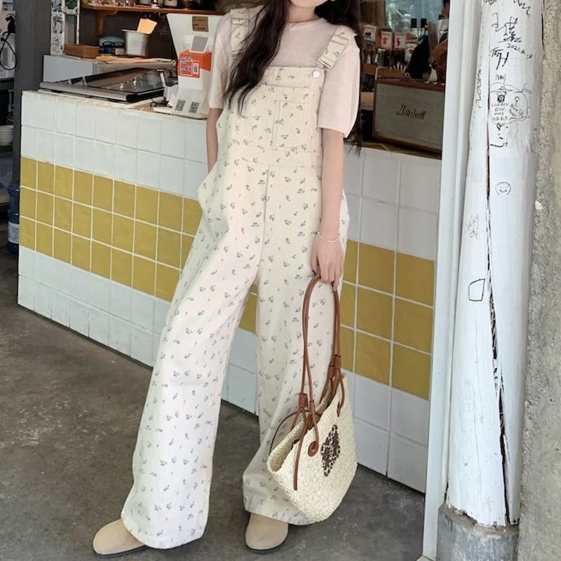 即購入OK超人気 秋新作 デニム オーバーオール サロペット 花柄森女風可愛 Suger2022 秋デニム オーバーオール サロペット 花柄森女風可愛