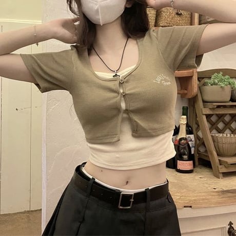 【2カラー】 フェイクレイヤード Tシャツ ショート丈 ロゴ 半袖 レトロ 韓国ファッション レディース 大人可愛い ガーリー DTC-769920832386