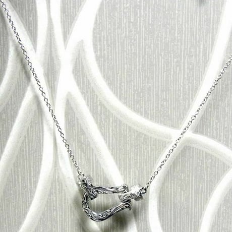 ハワイアンジュエリー ネックレス 金属アレルギー対応 ホースシュー 馬蹄 カレイキニ スクロール サージカルステンレス レディース メンズ インスタ gns8169