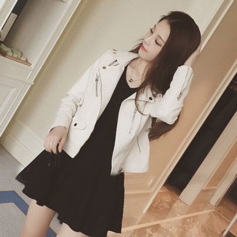 サイズ1SビッキーVICKY 真白の本革ライダースジャケット上着パンツスカートに pumpkin port（パンプキンポート） レザージャケット ライダース