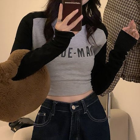 クロップド丈 Tシャツ 長袖 ロンT 英字プリント トップス レトロ 韓国ファッション レディース 大人可愛い ガーリー カジュアル ストリート系ファッション DTC-667747855650