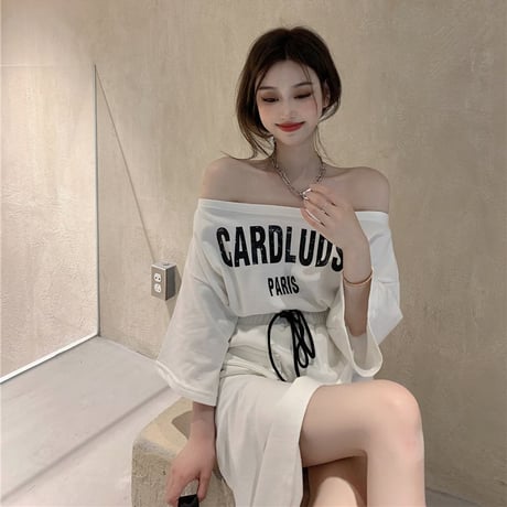セットアップ 2点セット Tシャツ ＋ スカート オフショル スリット スウェット 半袖 韓国ファッション レディース オフショルダー 大人可愛い ガーリー DTC-642106947624