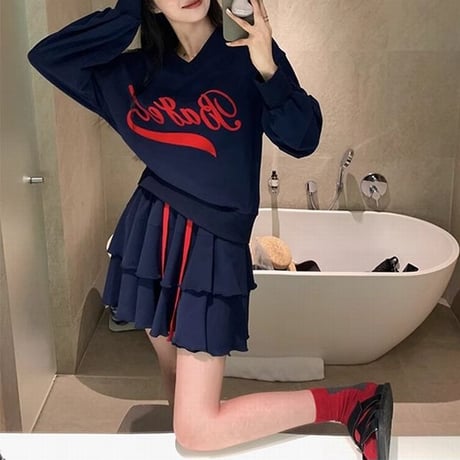 セットアップ 上下セット Vネック ロゴ トレーナー ティアードミニスカート スウェット フェイクツーピース 長袖 ルーズ レトロ 大人可愛い ガーリー カジュアル DTCA-827294825346