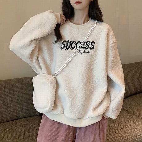 ミニポーチ付き ボアトレーナー ロゴ もこもこ トレーナー ボア 暖かい 長袖 ゆったり レトロ 韓国ファッション レディース 大人可愛い ガーリー カジュアル DTC-657350232511