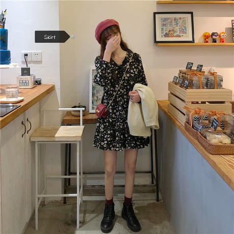 花柄 ワンピース ミニ丈 ミディ丈 ひざ丈 長袖 韓国ファッション レディース Vネック フラワープリント ハイウエスト レトロ (DTC-606080493345)