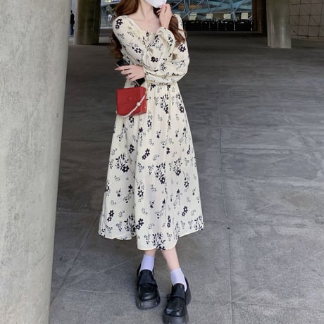 花柄 ワンピース プリーツ スクエアネック ランタンスリーブ Aライン ハイウエスト 長袖 レトロ 韓国ファッション レディース 大人可愛い ガーリー フェミニン DTCA-742586542683