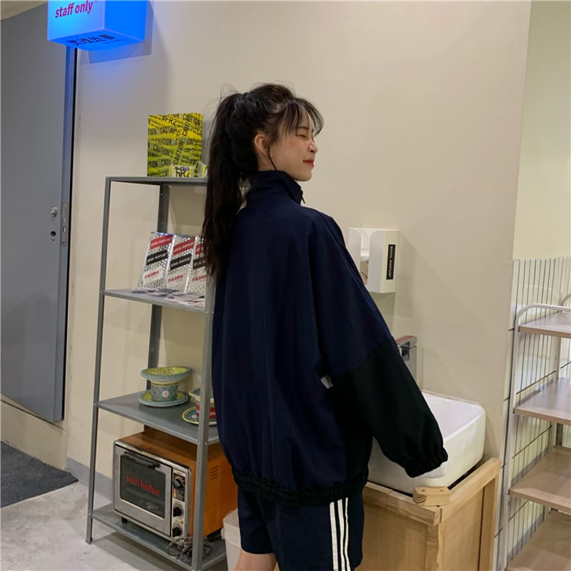 itzy GWBG ポップアップ ジャンパー ジャケット ウィンドブレーカー Amazon.co.jp: WINDBREAKER POPUP STORE 渋谷DISP ウィンド