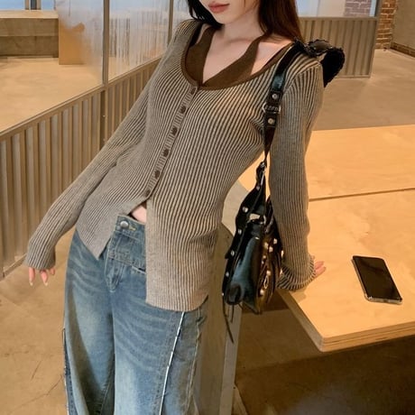 フェイクレイヤード ニット トップス ホルターネック 前ボタン リブニット 配色 スリムフィット 長袖 レトロ 大人可愛い ガーリー DTCA-756917969617