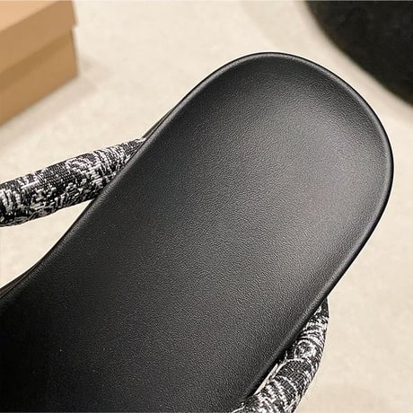 厚底サンダル フラワーモチーフ ビジュー ラインストーン スリッパ 厚底 サンダル プラットフォーム 美脚効果 脚長 トレンド 韓国ファッション レディース DTC-788616731554