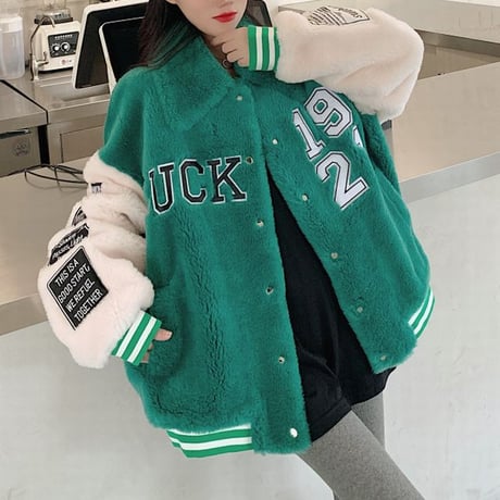 ボアスタジャン ボアブルゾン ワッペン ボアアウター ボア ジャケット オーバーサイズ 防寒 厚手 もこもこ ゆったり レトロ 大人可愛い ガーリー カジュアル DTC-656486824355