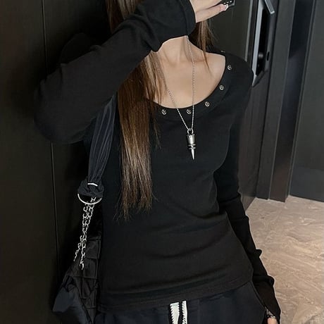 Tシャツ スタッズ付き クルーネック カットソー スリムフィット ロンT トップス プルオーバー 長袖 レトロ 大人可愛い ガーリー カジュアル DTCA-981634076695
