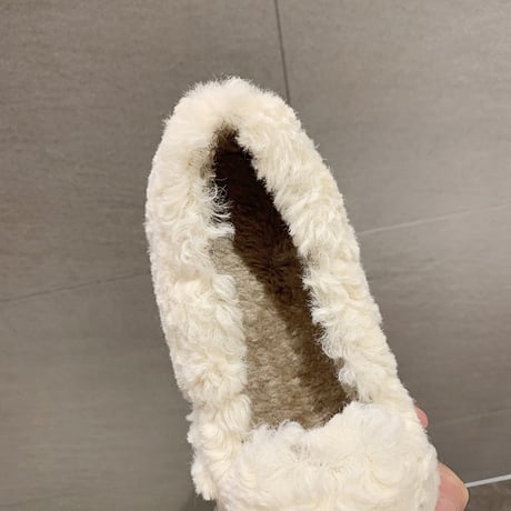 ファーシューズ ボアシューズ 22.5～25.0cm モカシン ファー フェイクファー 防寒 暖かい もこもこ 靴 かわいい 韓国ファッション レディース DTC-657432356022