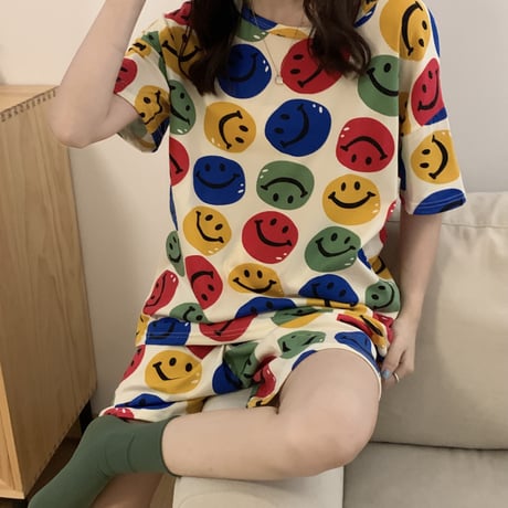 ルームウェア パジャマ セットアップ スマイル ニコちゃんマーク ウエストゴム 上下セット トップス ショートパンツ 部屋着 大人可愛い ガーリー フェミニン DTC-642929082786