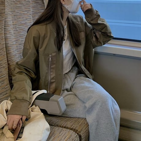 ミリタリー風 ブルゾン ジャンパー MA-1 ポケット 薄手 ルーズ 韓国ファッション レディース 大人可愛い ガーリー カジュアル 韓国ストリートファッション DTC-680499052243