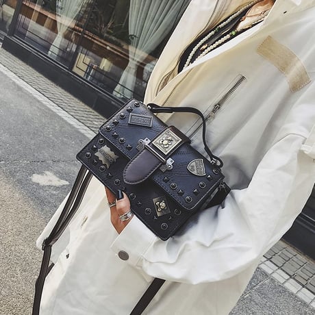 2wayバッグ スクエアバッグ ミニバッグ スタッズ クマのプレート ショルダーバッグ ハンドバッグ ショルダーストラップ レトロ 韓国ファッション レディース DTC-579560992132