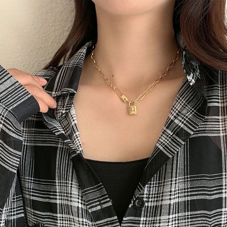 ネックレス 南京錠 安全ピン Love チョーカー 金属アレルギー対応 ペンダント アクセサリー チタンスチール316L K14メッキ シンプル ジュエリー DTC-645262984111